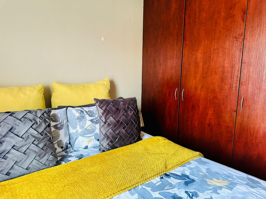 2 Bedroom Property for Sale in Lower Bo-dorp North West